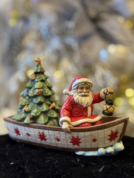 JIM SHORE - SANTA IN BOAT WITH TREE 6014504
