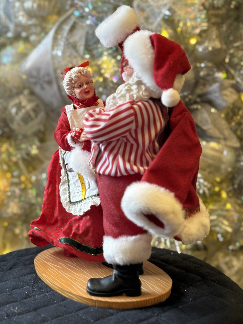 POSSIBLE DREAMS - SANTA&