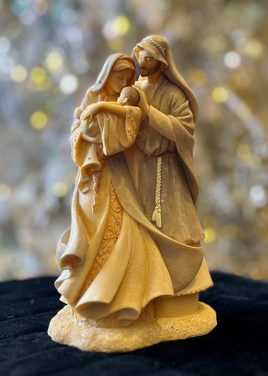 FOUNDATIONS HOLY FAMILY 6016863