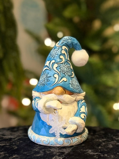 JIM SHORE HWC - GNOME HOLDING SNOWFLAKE BLUE 6018889