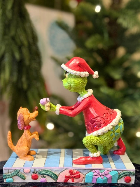 GRINCH BY JIM SHORE - GRINCH GIVING MAX A BONE