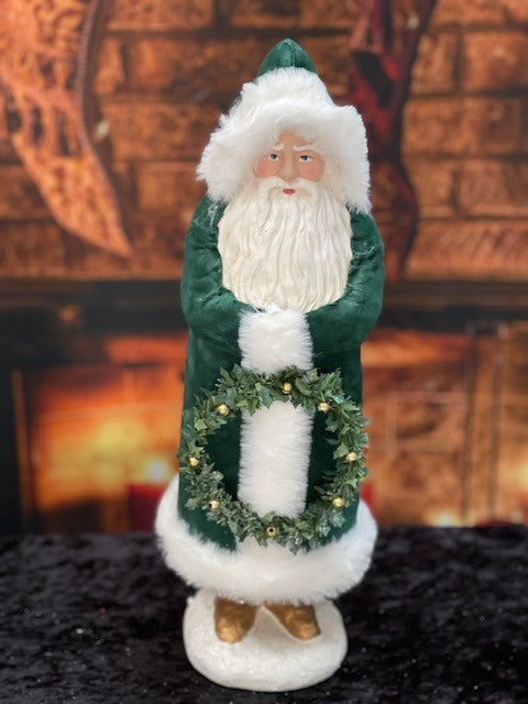 EMERALD GREEN BELSNICKLE SANTA WITH WREATH 4016246