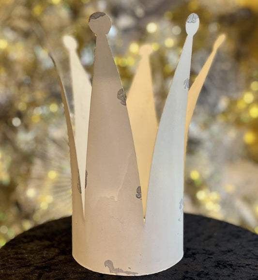 10 INCH DISTRESSED CROWN 4117040