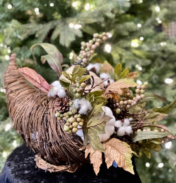 DRIED AUTUMN CORNUCOPIA