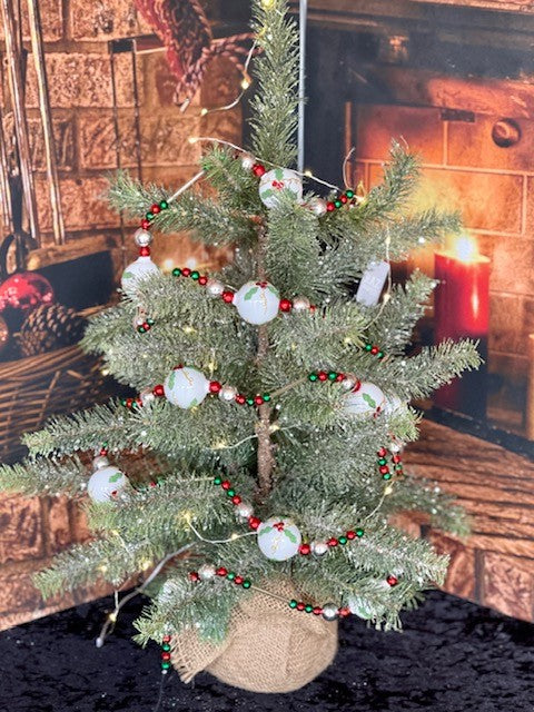 IVORY HOLLY BALL BEADED GLASS GARLAND G4122851