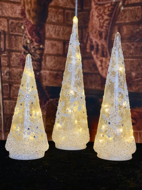 SNOWFLAKE PATTERN SMALL LIGHTED TREE 4122832