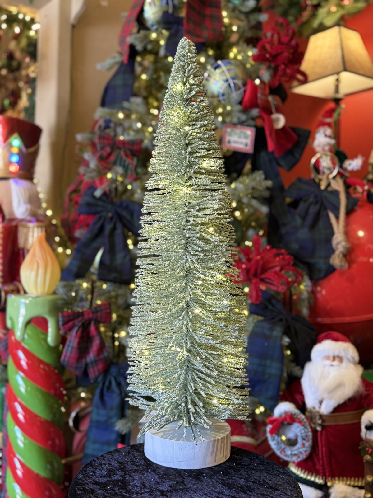 FROSTED GREEN LED BRISTLEBRUSH 26.5 INCH TREE 4615552