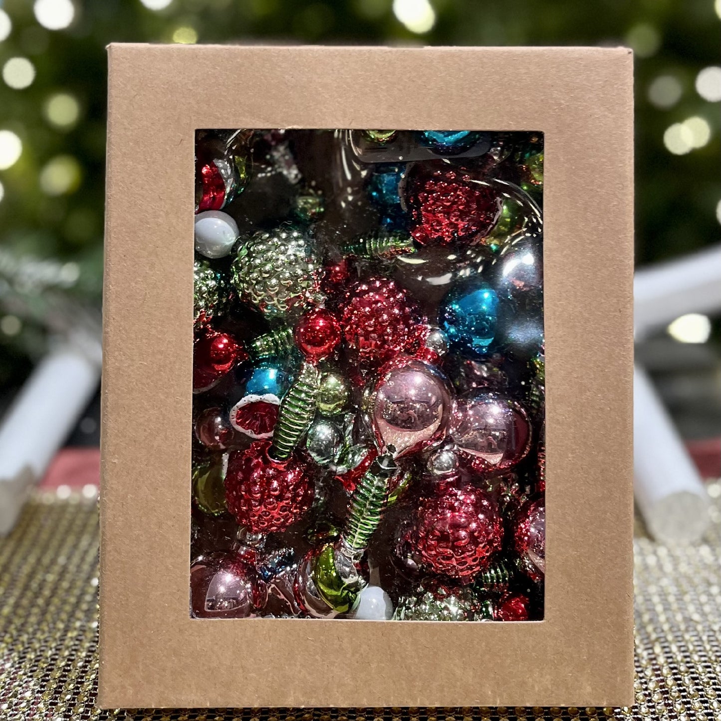 VINTAGE ORNAMENTS 7 FT GARLAND G4320031