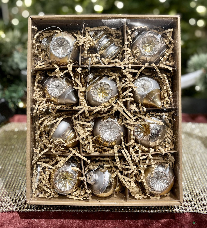 CHAMPAGNE & SILVER BOX OF 12 VINTAGE GLASS ORNAMENTS 4320927