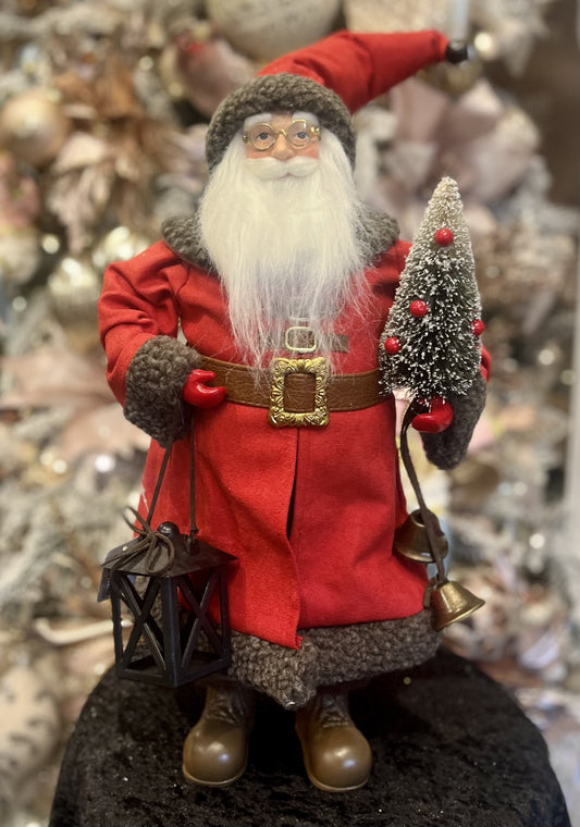 RED RUSTIC SANTA WITH TREE & LANTERN 4319099