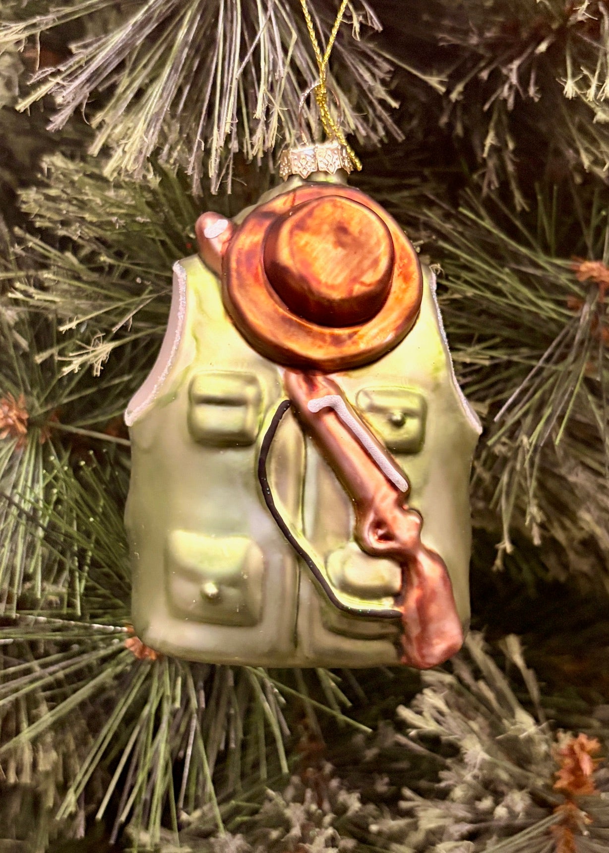 GLASS HUNTING VEST HANGING ORNAMENT 4524868