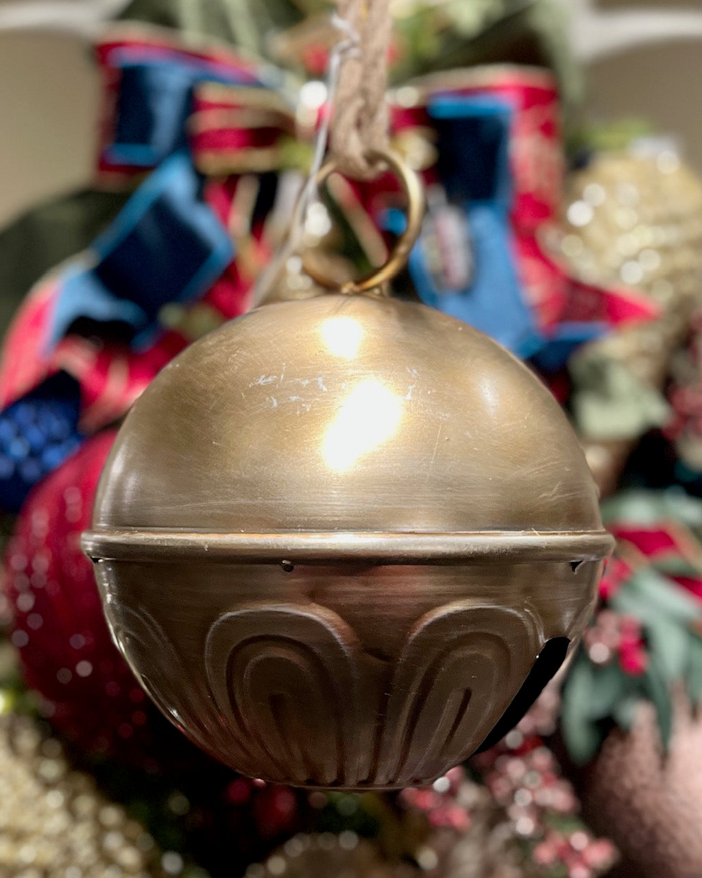 Apollo Bell 8 Inch SLEIGH BELL 8 INCH HANGING 4521366 – Making Spirits Bright