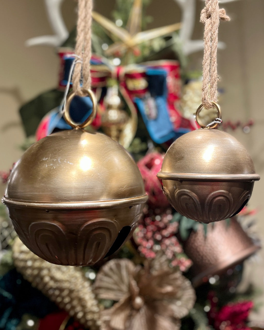GOLD SLEIGH BELL 5 INCH HANGING 4521348