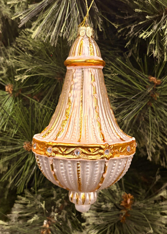 ERIC CORTINA GOLD ESTATE CHANDELIER GLASS ORNAMENT 4453150