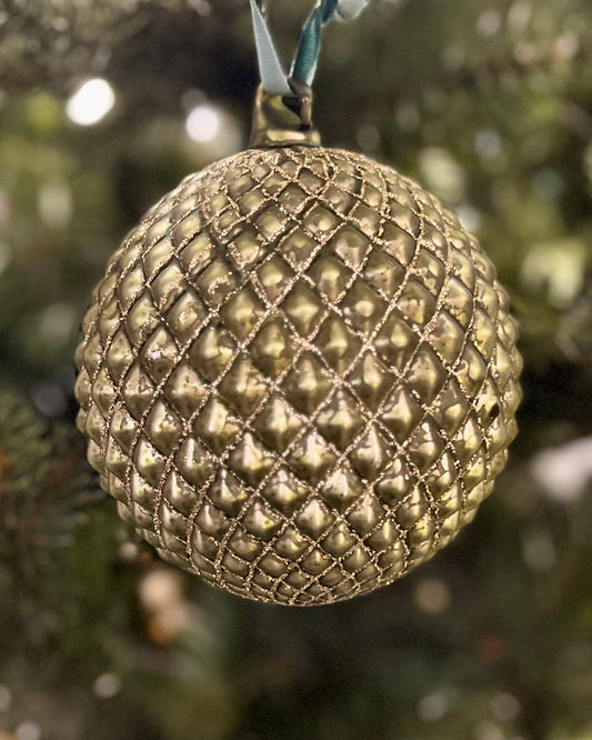 GREEN QUILTED GLASS ROUND ORNAMENT 4422944