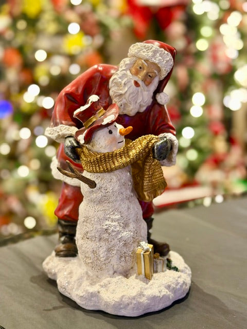 JOSEPH'S STUDIO SANTA BUILDING A SNOWMAN 633002
