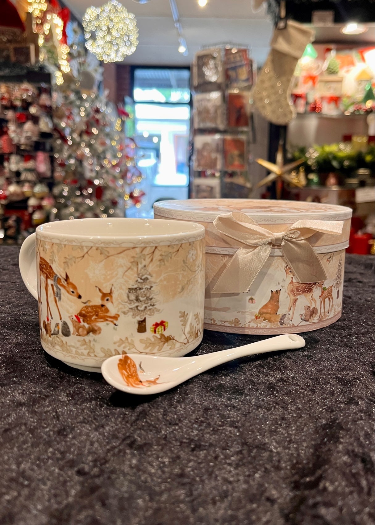 Xmas Gift Box Mug & Spoon Set w/ Fawn Tale JW02-1