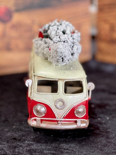 RED & WHITE OLD STYLE RETRO TIN KOMBI VAN