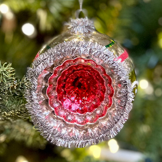 VINTAGE ROUND WITH RED REFLECTOR GLASS ORNAMENT 4352880