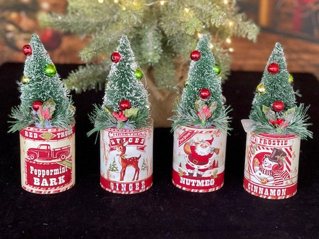 RED TRUCK SPICE CONTAINER WITH TREE 4119011