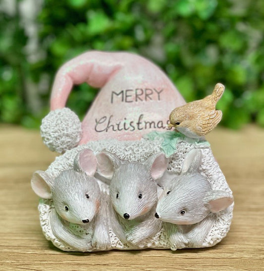MERRY CHRISTMAS MICE IN SANTA HAT XKN93