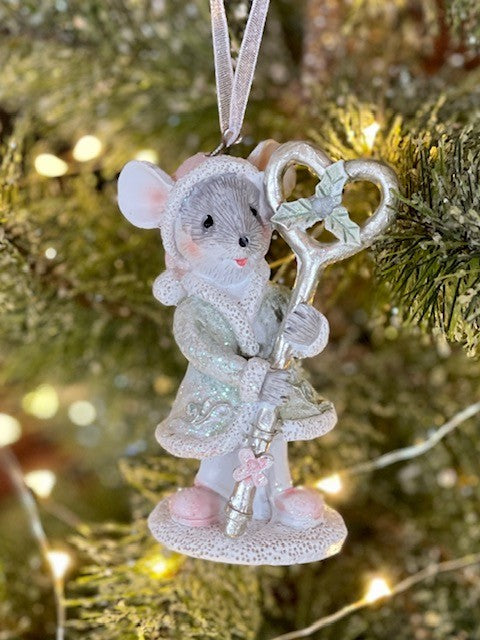 MOUSE WITH KEY ORNAMENT XKN99
