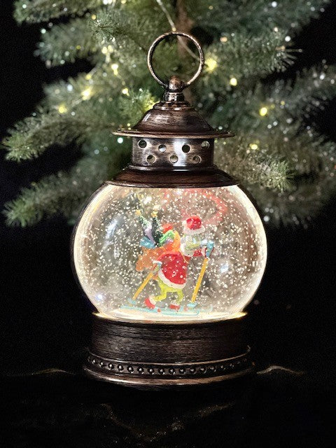 GLITTER LANTERN - BRONZE FLAT ROUND GRINCH ON SKIIS XGR61