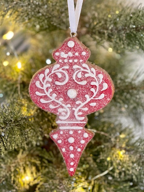 RED ICED GINGERBREAD FINIAL HANGING ORNAMENT JTE158