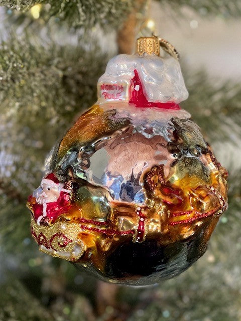 HURAS FAMILY GLASS ORNAMENTS - SANTA FLYING AROUND GLOBE S276