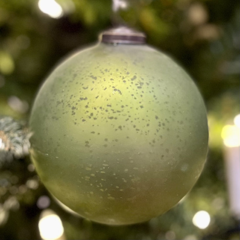 ANTIQUED LARGE 5 INCH ROUND LIGHT GREEN GLASS ORNAMENT 4338338