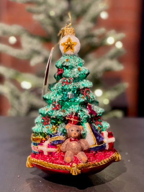 HURAS FAMILY GLASS ORNAMENTS - CHRISTMAS TREE ON PILLOW A401