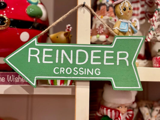 GREEN REINDEER CROSSING HANGING SIGN X2525