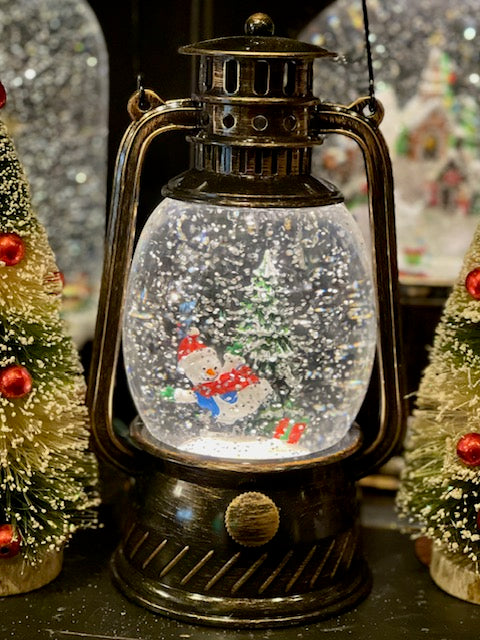 GLITTER LANTERN - BRONZE OVAL SML SNOWMAN XAC432