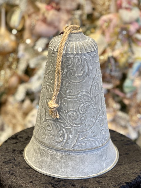 EMBOSSED TALL BELL HANGING 9527