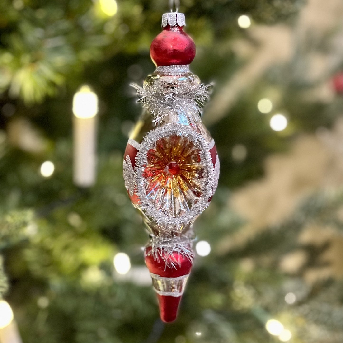 VINTAGE OVAL REFLECTOR FINIAL GLASS ORNAMENT 4352896