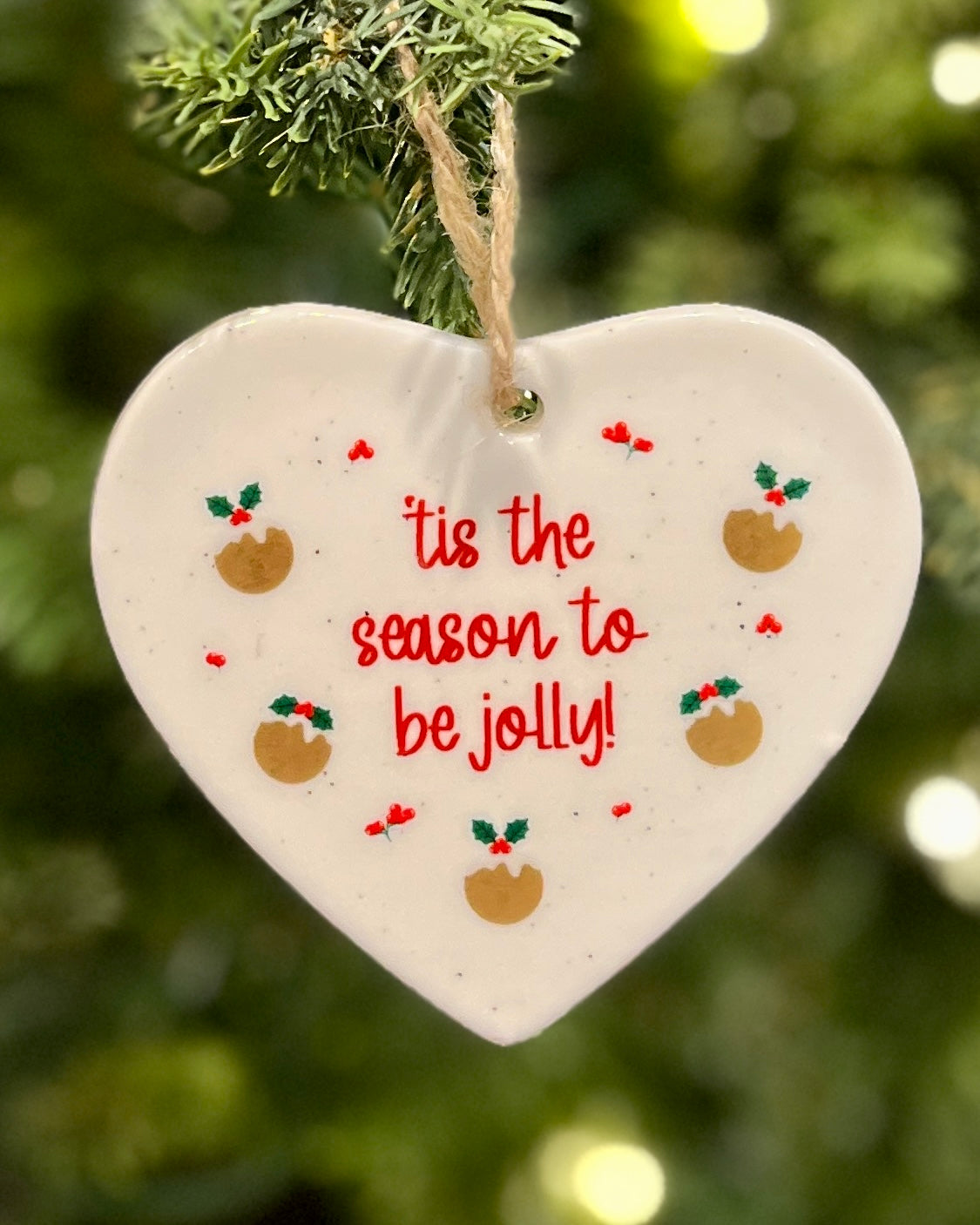 CHRISTMAS PUDDING CERAMIC HEART HANGING ORNAMENTS [Cl:TIS' THE SEASON]