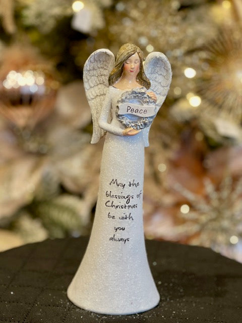 CHRISTMAS ANGEL WITH WREATH NST10414
