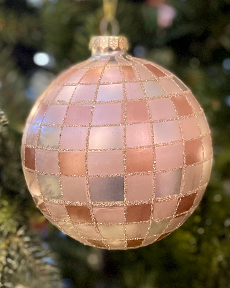 CHAMPAGNE/SILVER GINGHAM ROUND GLASS HANGING ORNAMENT 4424580