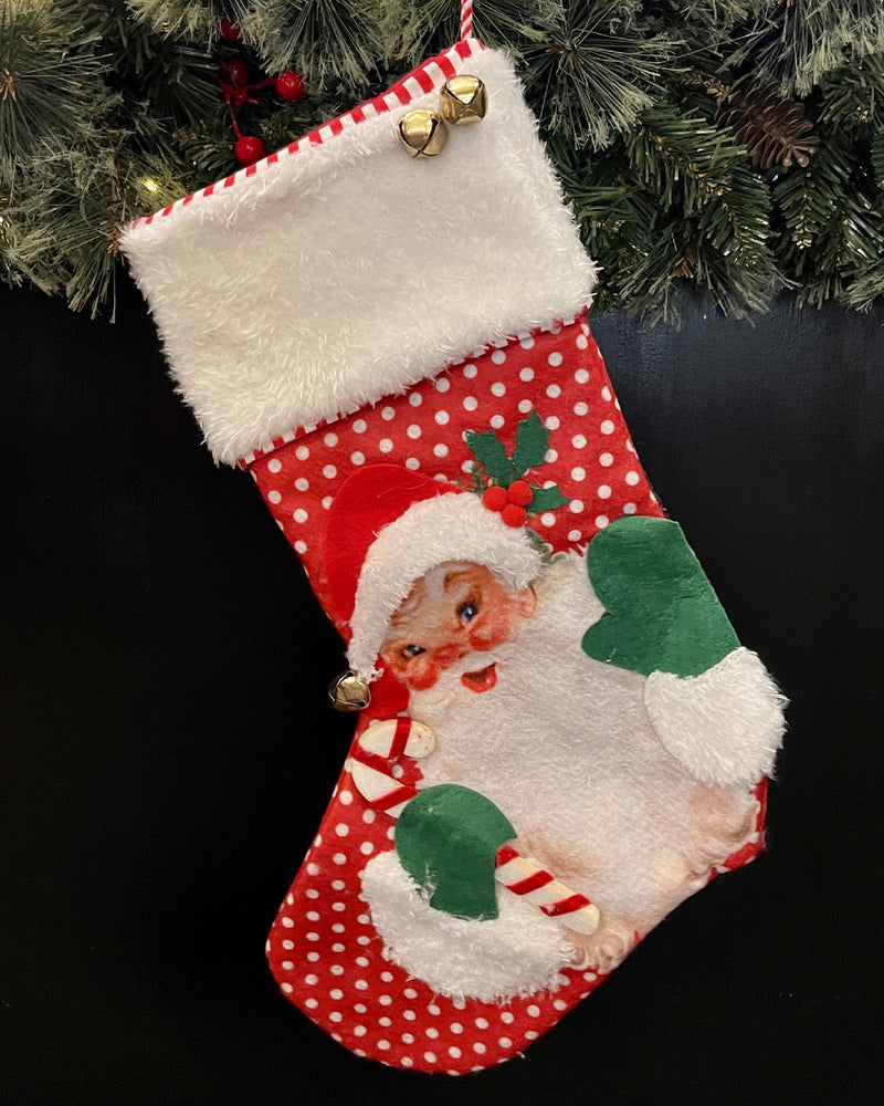 RETRO SANTA STOCKING 4416274