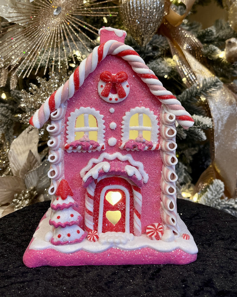 PINK GINGERBREAD HOUSE WITH TREE 4416330