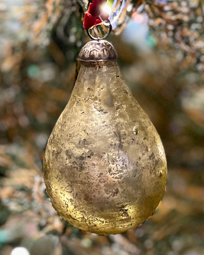 CASA VERDE ANTIQUE GOLD PEAR GLASS ORNAMENT CV06076