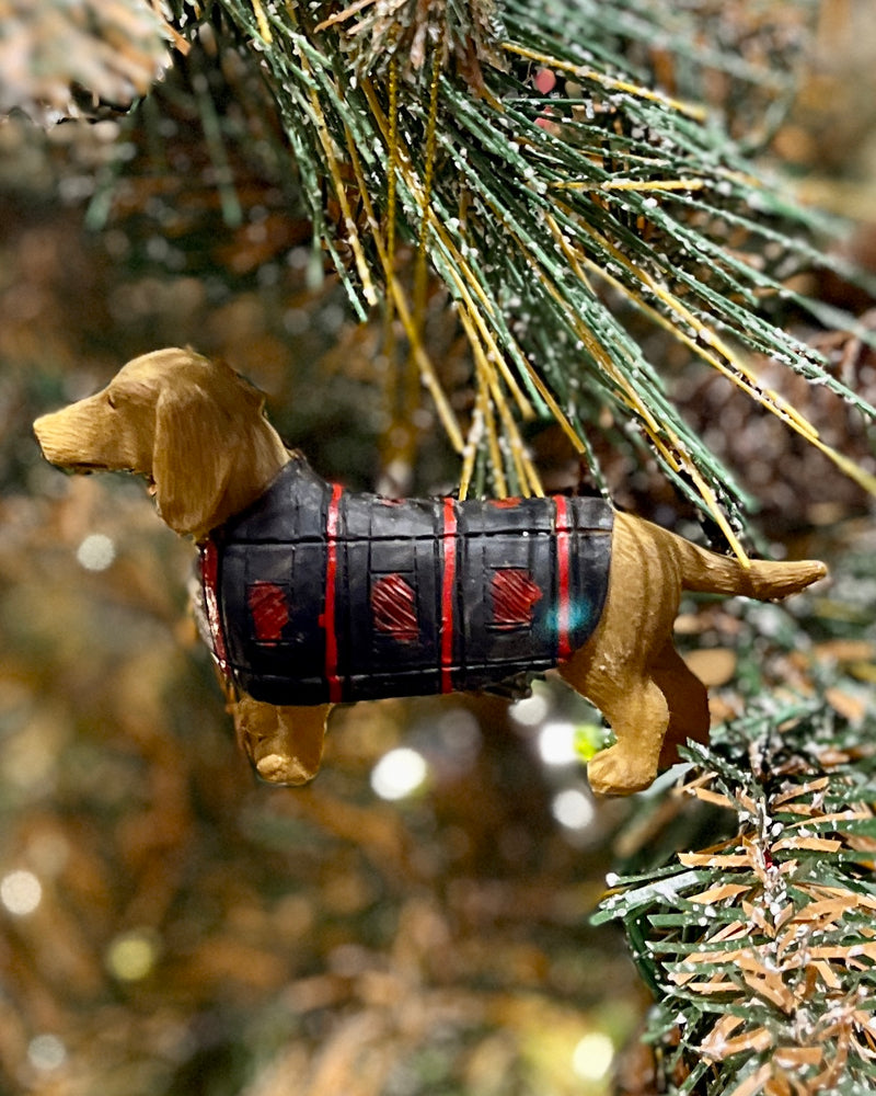 DACHSHUND WITH BLACK & RED SWEATER ORNAMENT XCD172