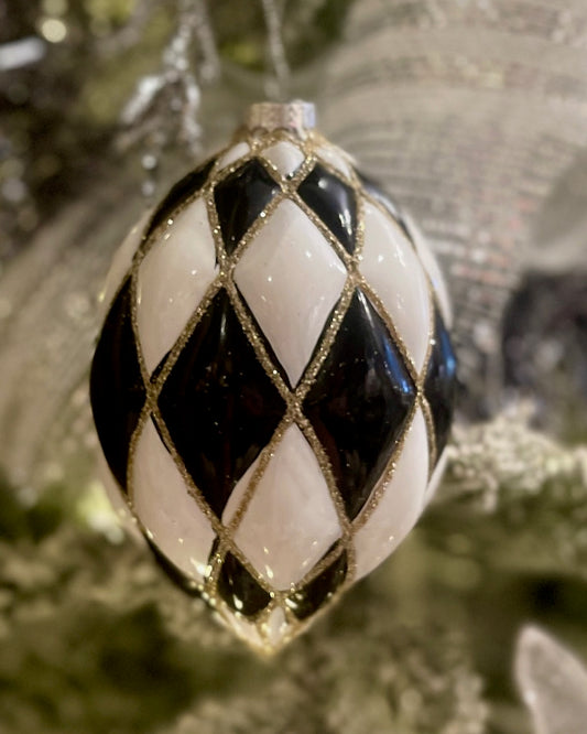 HARLEQUIN BLACK, WHITE & GOLD TEADROP GLASS HANGING ORNAMENT QMM011