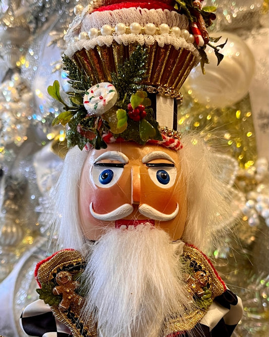 MARK ROBERTS GINGERBREAD NUTCRACKER 26 INCH 51-58992