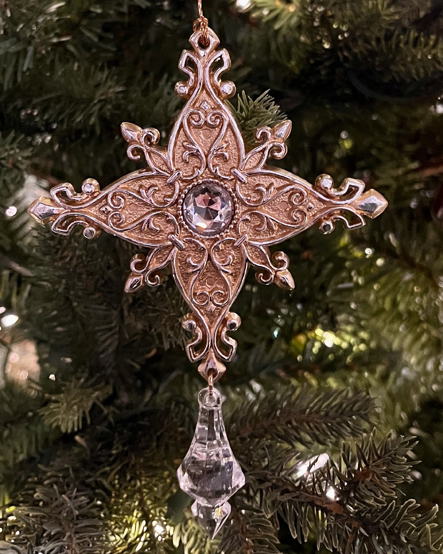 GOLD DROP ORNAMENT A 4314102