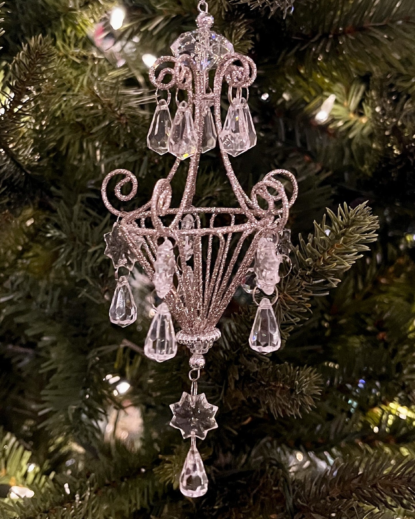POINTED CHANDELIER HANGING ORNAMENT 4412522