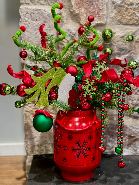 GRINCH RED TIN LANTERN DISPLAY