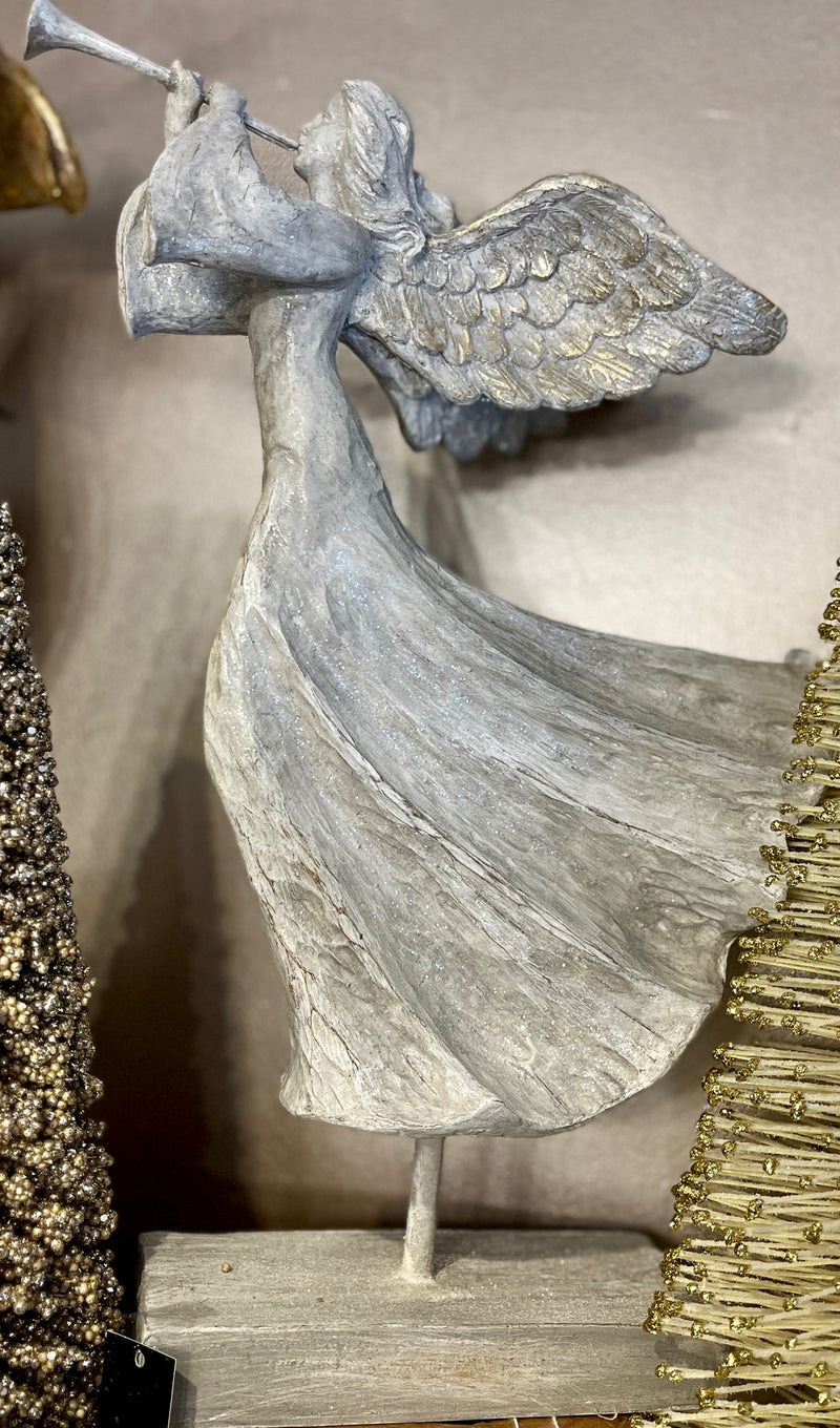ANTIQUE WHITE 17 INCH ANGEL 4511656