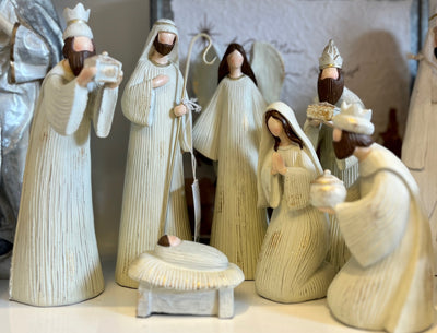 RUSTIC IVORY 8 INCH SET OF 7 NATIVITY 4512247