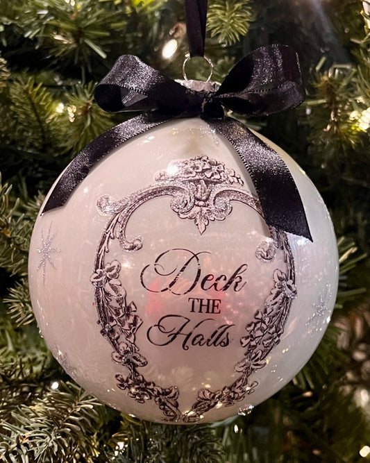 VINTAGE MERRY CHRISTMAS BLACK & WHITE 5 INCH GLASS ORNAMENT 4524622
